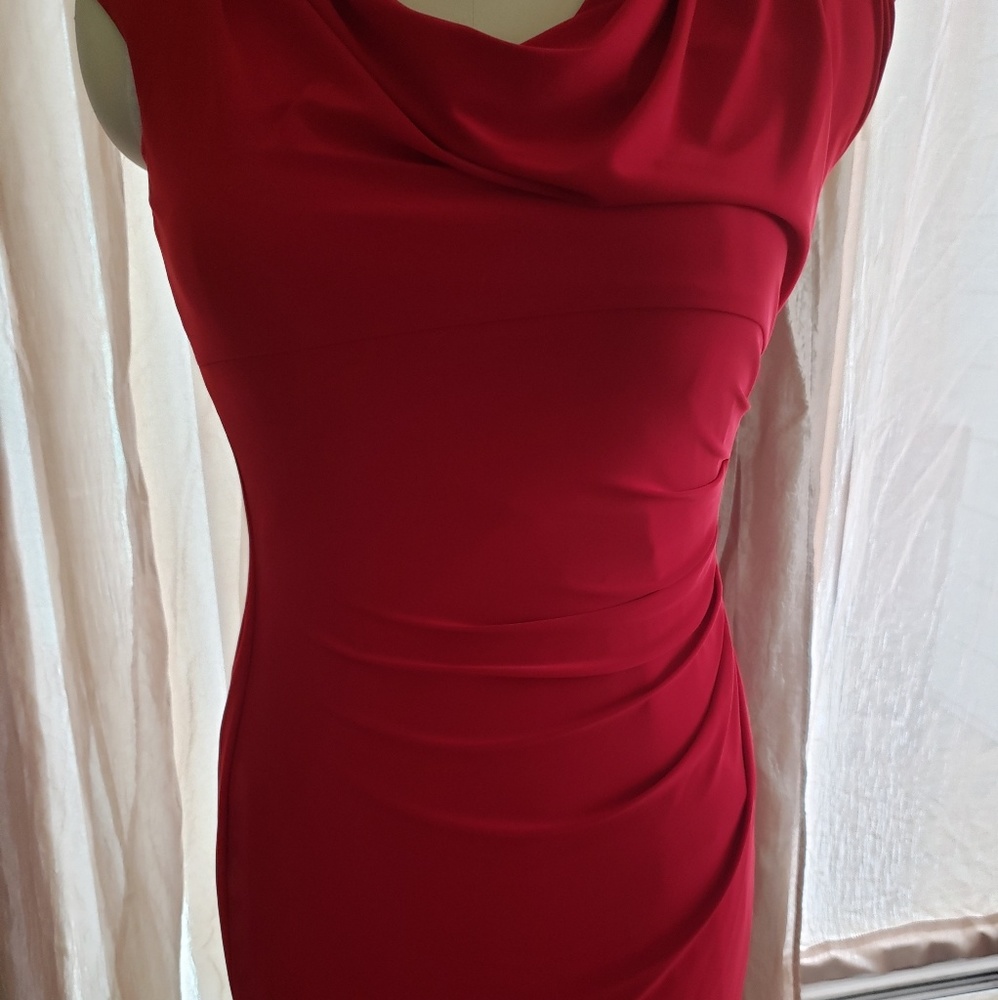 Laren knee length, fitted w/ruching
